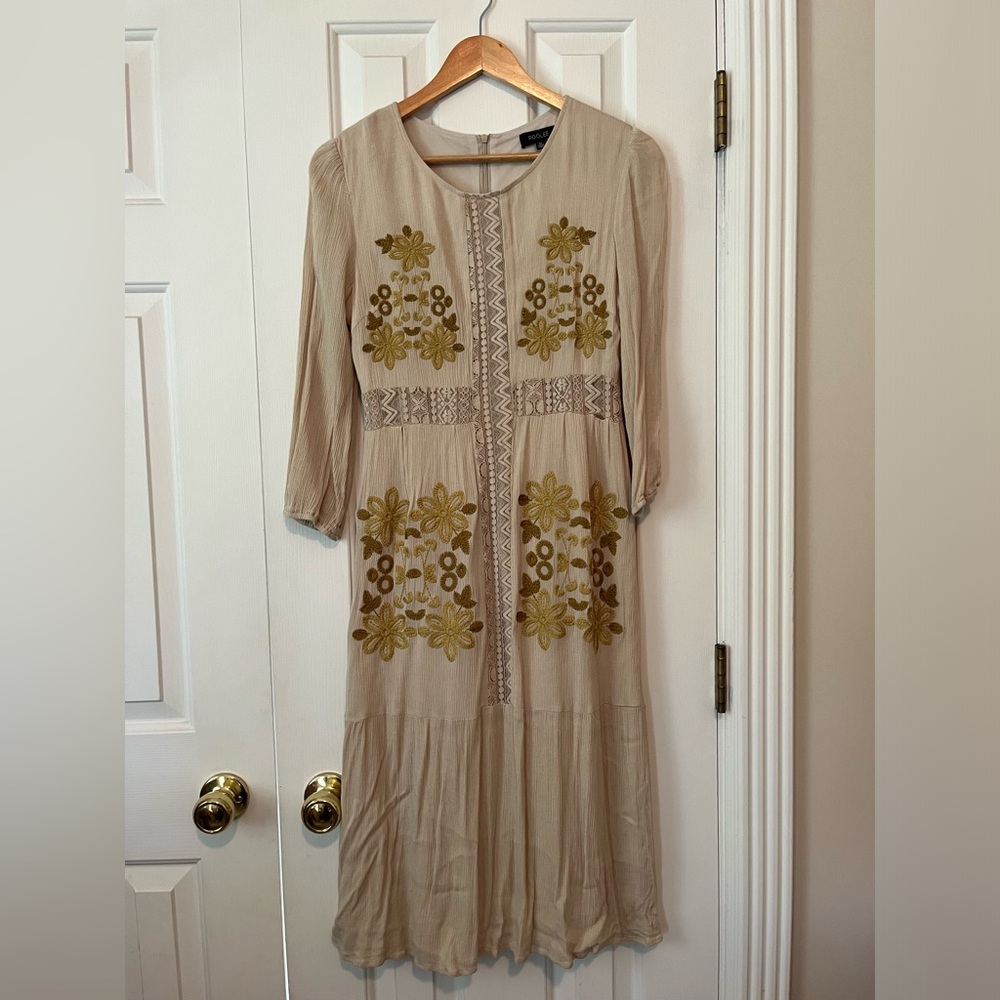 Roolee Embroidered Beige Midi Dress Size Medium
